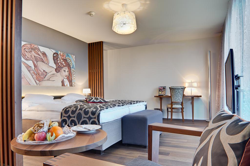 Belvédère Strandhotel Spiez Eksteriør bilde